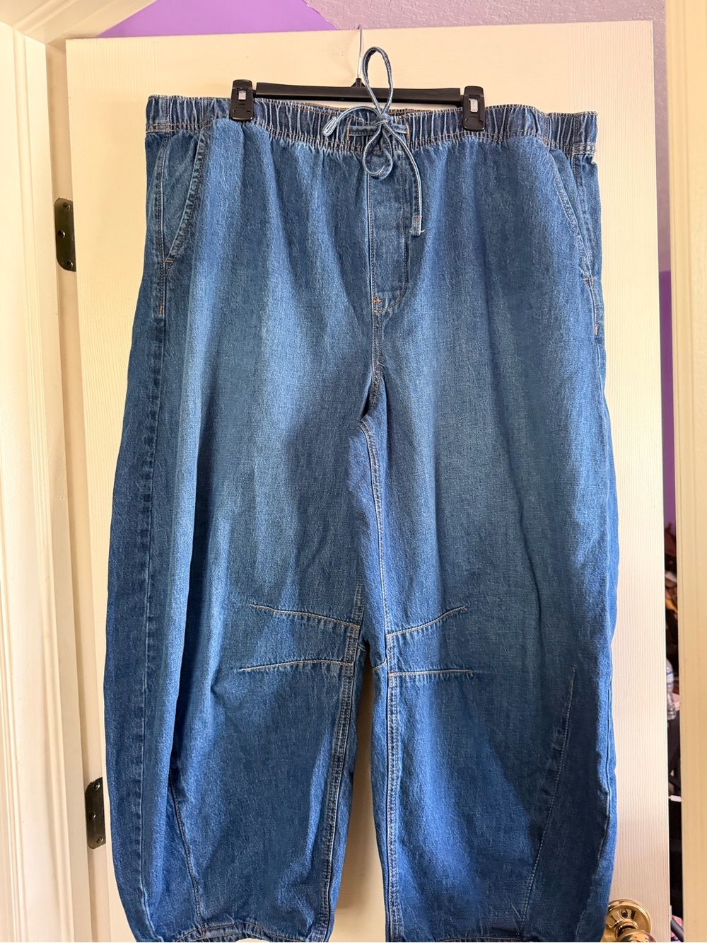 Old Navy Women's Wide Leg Blue Denim Jeans with Drawstring Waist